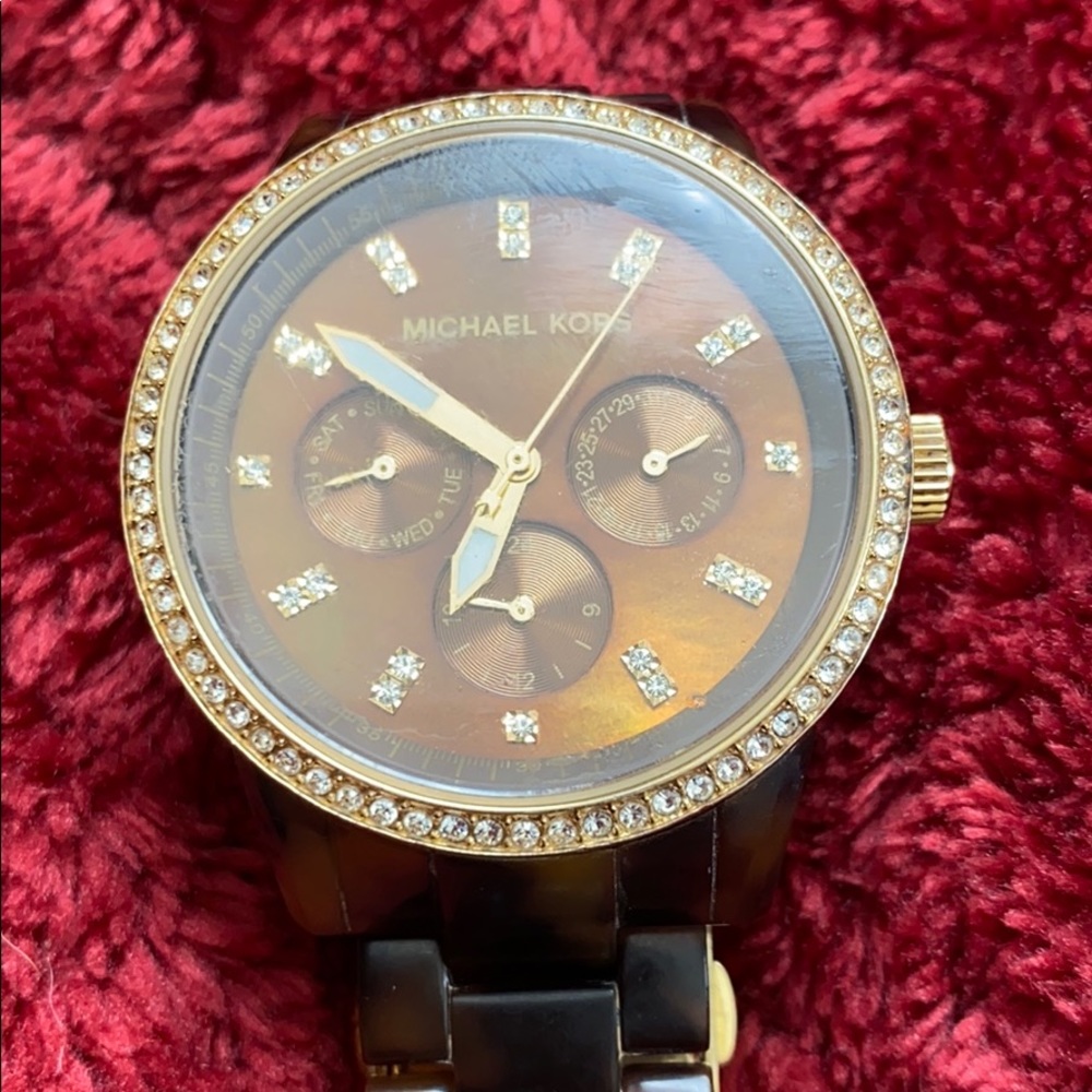 A designer Michael kors watch